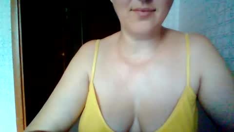 Snapshot of awesomeladyy chatting on 06-24-26, 09:41 awesomeladyy online show from 06-24-26, 09:41
