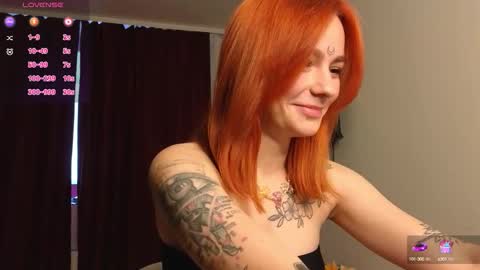 Snapshot of aww_burn chatting on 10-07-25, 03:36 Tris online show from 10-07-25, 03:36