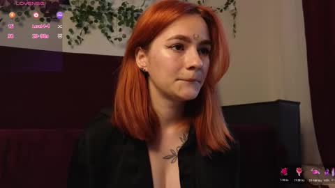 Snapshot of aww_burn chatting on 10-22-25, 02:45 Tris online show from 10-22-25, 02:45