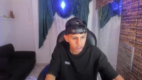 Snapshot of axeel_boy_ chatting on 09-20-25, 12:55 Axel online show from 09-20-25, 12:55