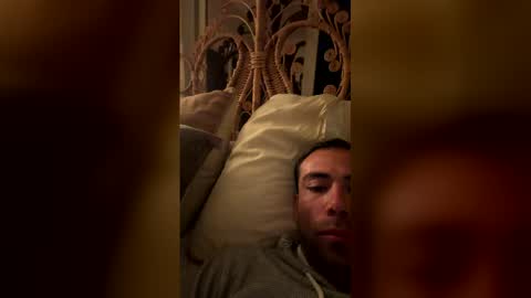 Snapshot of axel101101 chatting on 03-29-26, 09:31 Axel Palacios online show from 03-29-26, 09:31