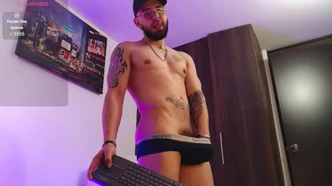 Independiente Model online show from 03-12-26, 08:15