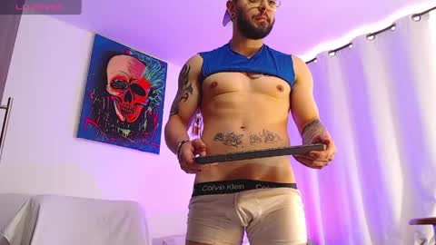 Snapshot of axel_7070 chatting on 04-29-26, 02:21 Independiente Model online show from 04-29-26, 02:21