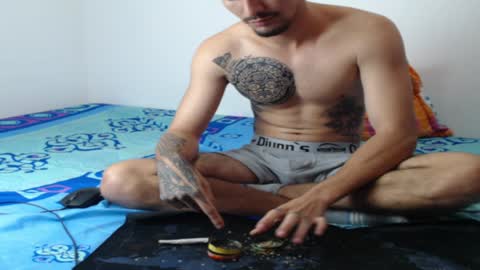 Axel online show from 12-17-24, 07:26