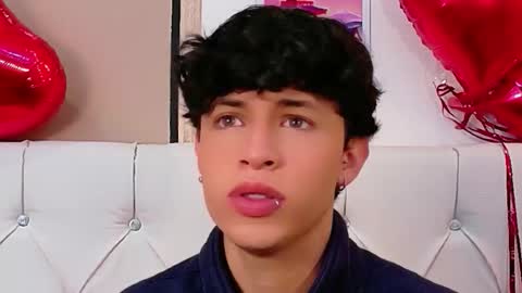 Snapshot of axel_evanss chatting on 02-17-26, 01:18 Axel Evanss online show from 02-17-26, 01:18