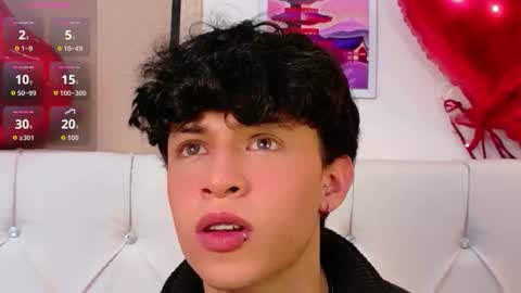 Snapshot of axel_evanss chatting on 02-20-26, 01:11 Axel Evanss online show from 02-20-26, 01:11