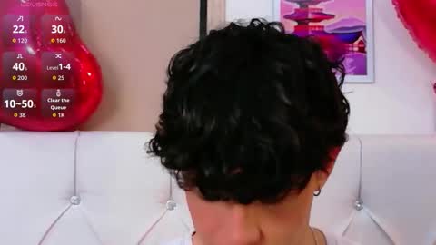 Snapshot of axel_evanss chatting on 02-21-26, 01:34 Axel Evanss online show from 02-21-26, 01:34