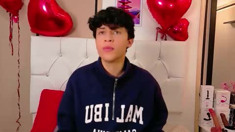 Snapshot of axel_evanss chatting on 02-24-26, 01:09 Axel Evanss online show from 02-24-26, 01:09