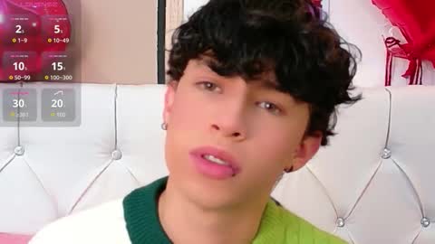 Snapshot of axel_evanss chatting on 03-11-26, 01:39 Axel Evanss online show from 03-11-26, 01:39