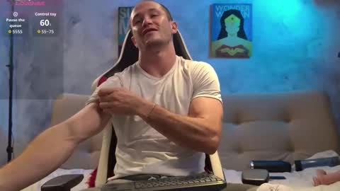 Axel Fairchaild online show from 01-10-26, 01:24