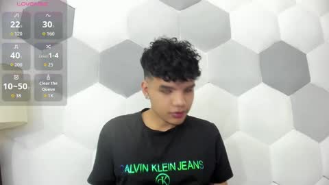 Axel Forte online show from 10-31-25, 01:23