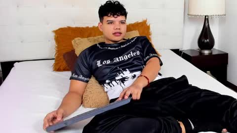 Axel Forte online show from 05-14-26, 01:40