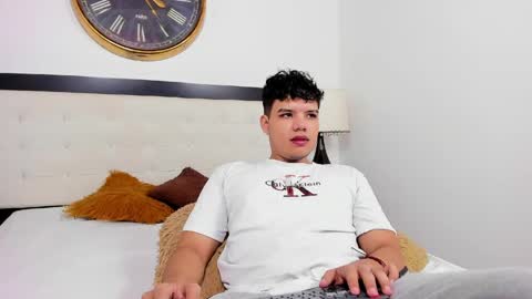 Axel Forte online show from 05-15-26, 01:40