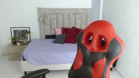 Axel online show from 02-01-26, 11:47