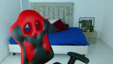 Axel online show from 02-07-26, 11:30