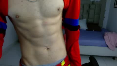 Snapshot of axel_fox7 chatting on 05-30-26, 02:08 Axel online show from 05-30-26, 02:08