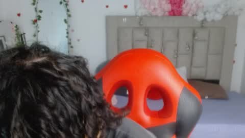Snapshot of axel_fox7 chatting on 05-31-26, 01:25 Axel online show from 05-31-26, 01:25