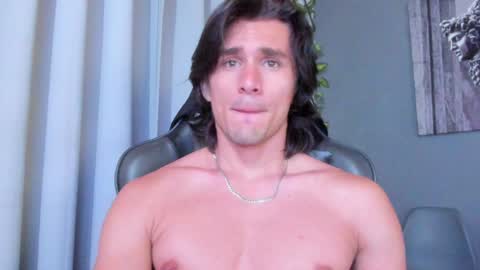 Axel online show from 12-09-24, 08:54