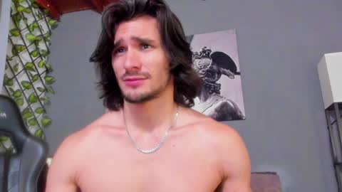 Axel online show from 01-25-25, 12:27