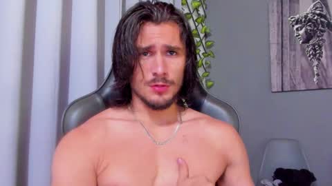 Axel online show from 02-24-25, 09:09