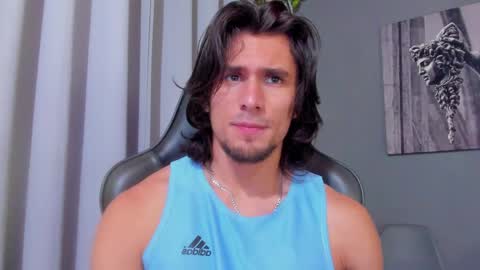 Axel online show from 03-01-25, 08:42