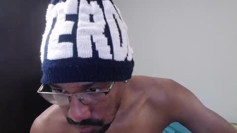 axel rios online show from 10-30-25, 03:35