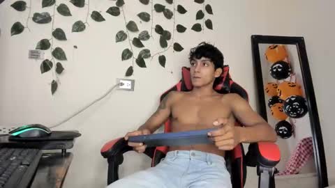 Snapshot of axel_rosse2 chatting on 10-26-25, 08:04 axel_rosse2 online show from 10-26-25, 08:04