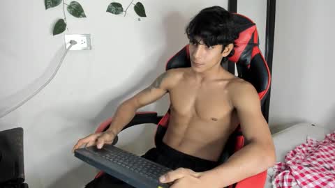 Snapshot of axel_rosse2 chatting on 11-24-25, 10:53 axel_rosse2 online show from 11-24-25, 10:53