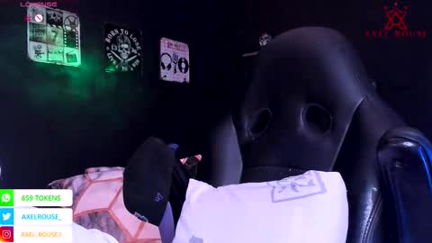 Axel Rouse online show from 11-28-25, 01:08