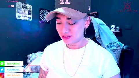 Axel Rouse online show from 12-23-25, 01:47