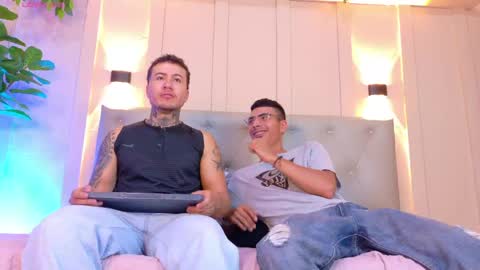 Snapshot of axel_saenzz chatting on 04-29-26, 07:20 Axel online show from 04-29-26, 07:20
