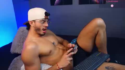 axel stein NEW ACCOUNT online show from 09-17-25, 11:17