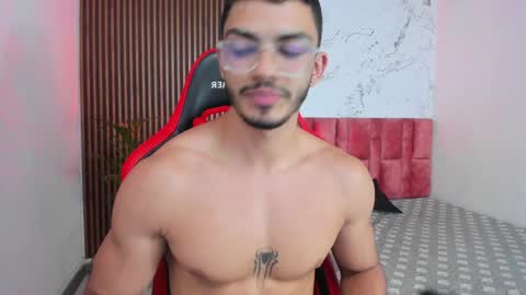 Axel  online show from 01-09-25, 10:20