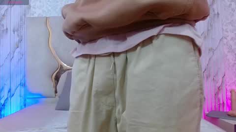 AXEL  online show from 01-14-26, 12:00