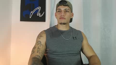 INDEPENDENT MODEL  online show from 02-04-25, 01:23