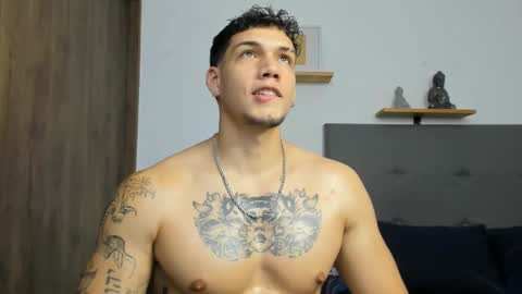 INDEPENDENT MODEL  online show from 09-18-25, 02:35