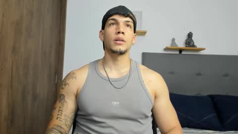 INDEPENDENT MODEL  online show from 09-25-25, 03:21