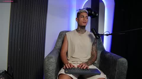 Agustin online show from 12-18-24, 11:51
