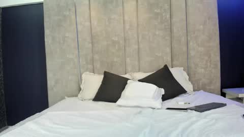 Snapshot of axelandrenata chatting on 05-07-26, 09:20 Axel and Renata online show from 05-07-26, 09:20