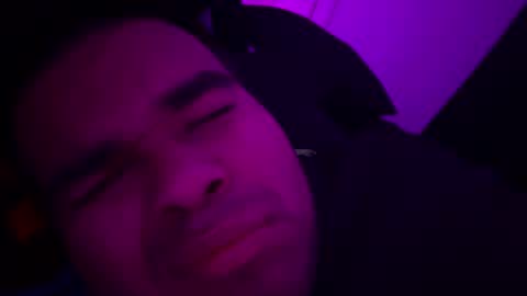 axelfigueroa2 online show from 10-25-25, 05:26