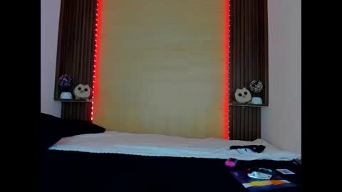 axelfox_ online show from 03-09-25, 02:29