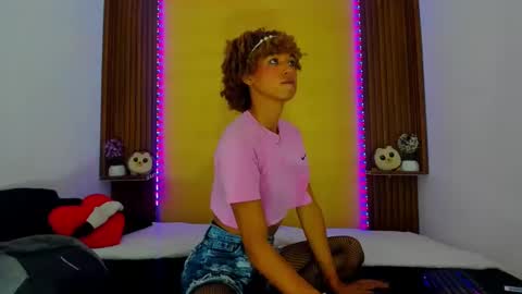 axelfox_ online show from 03-11-25, 01:05