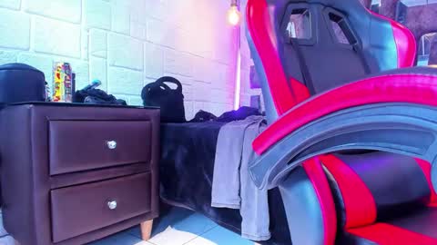 Axell Cross2 online show from 03-22-26, 04:43