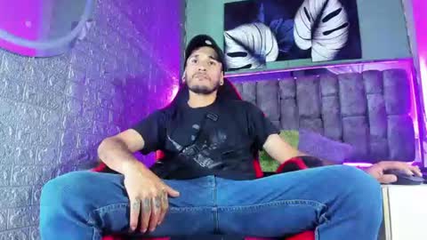 Axell Cross2 online show from 06-17-26, 01:08