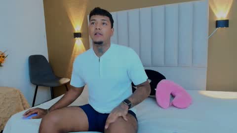 Axell online show from 04-15-26, 12:34