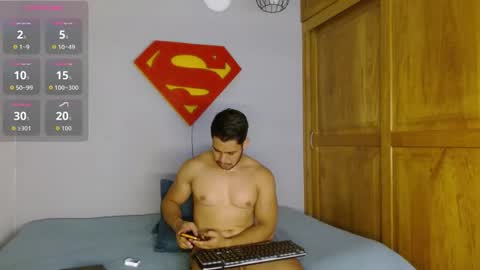 Snapshot of axellblue chatting on 05-18-26, 12:07 axellblue online show from 05-18-26, 12:07