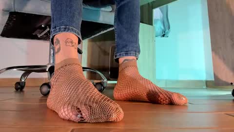 im your little femboy  ALEX   online show from 02-16-25, 09:05