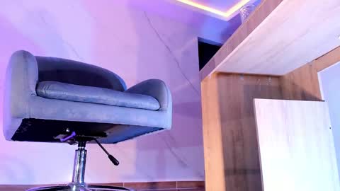 im your little femboy  ALEX   online show from 02-19-25, 05:49