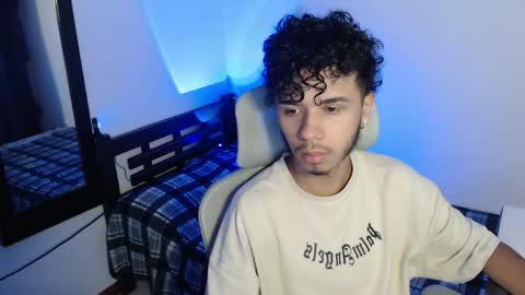 axelldark online show from 04-03-26, 07:23