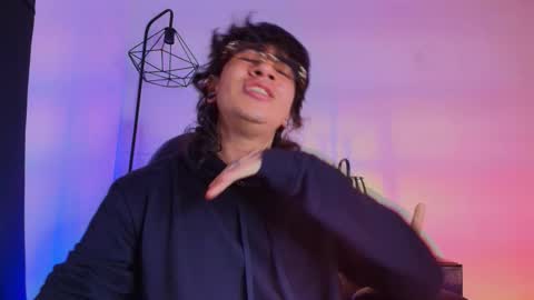 Snapshot of axellkush chatting on 03-19-26, 12:25 AxellKush online show from 03-19-26, 12:25